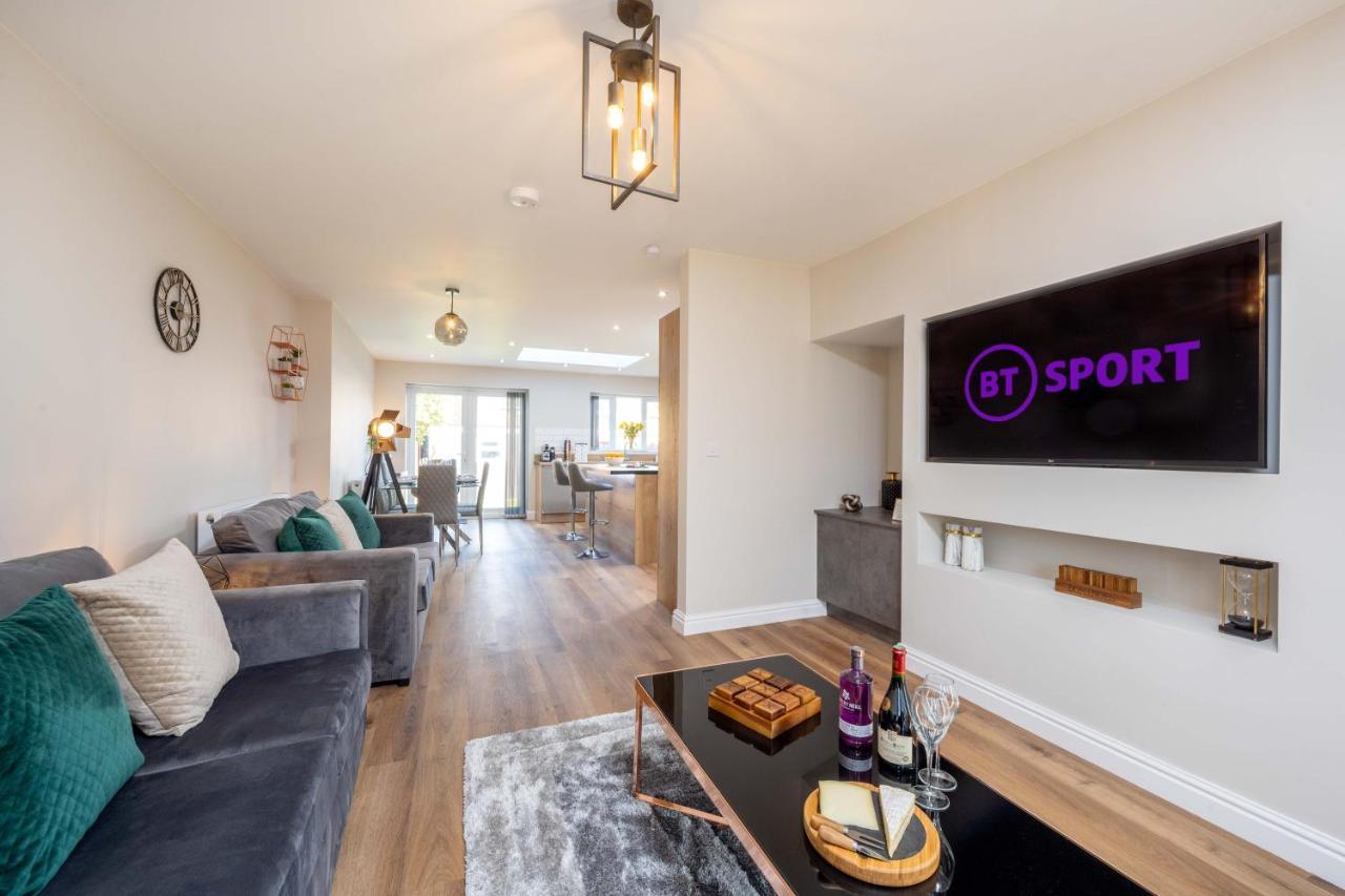 The Oaklands - Luxury Spacious 6-Bed, Near Solihull, Birmingham City, Jlr, Nec, Airport, Resorts World, Hs2 Екстер'єр фото