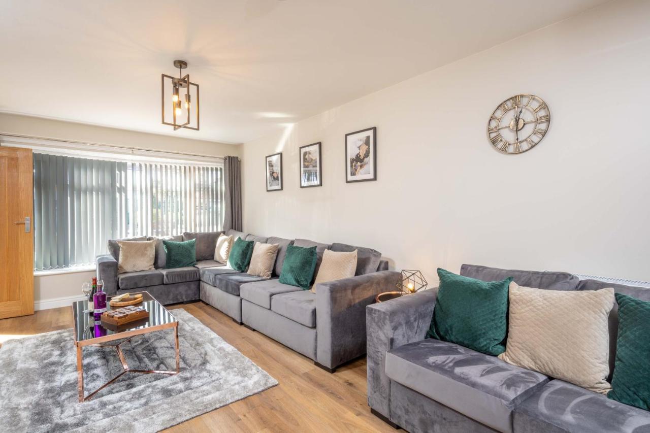 The Oaklands - Luxury Spacious 6-Bed, Near Solihull, Birmingham City, Jlr, Nec, Airport, Resorts World, Hs2 Екстер'єр фото