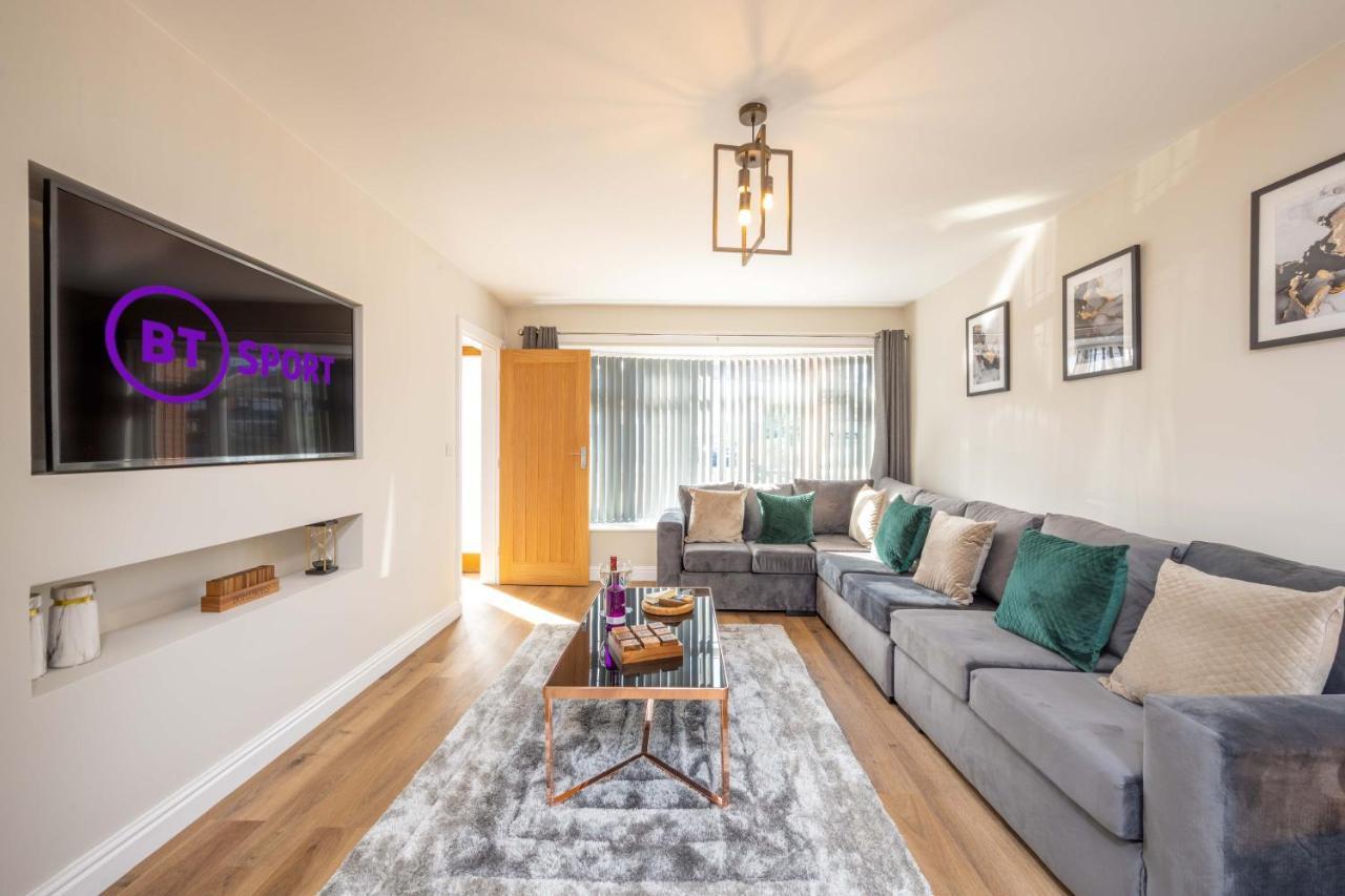 The Oaklands - Luxury Spacious 6-Bed, Near Solihull, Birmingham City, Jlr, Nec, Airport, Resorts World, Hs2 Екстер'єр фото