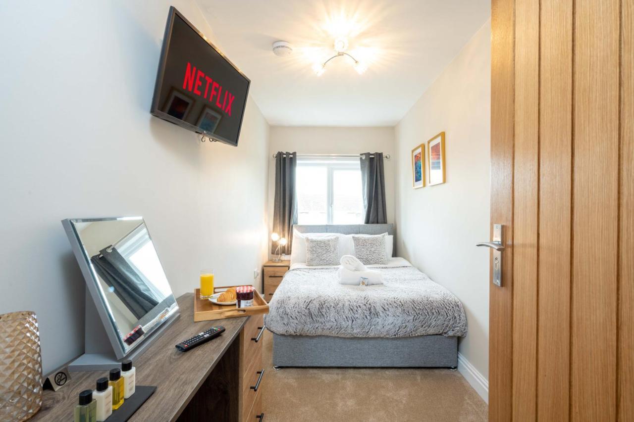 The Oaklands - Luxury Spacious 6-Bed, Near Solihull, Birmingham City, Jlr, Nec, Airport, Resorts World, Hs2 Екстер'єр фото