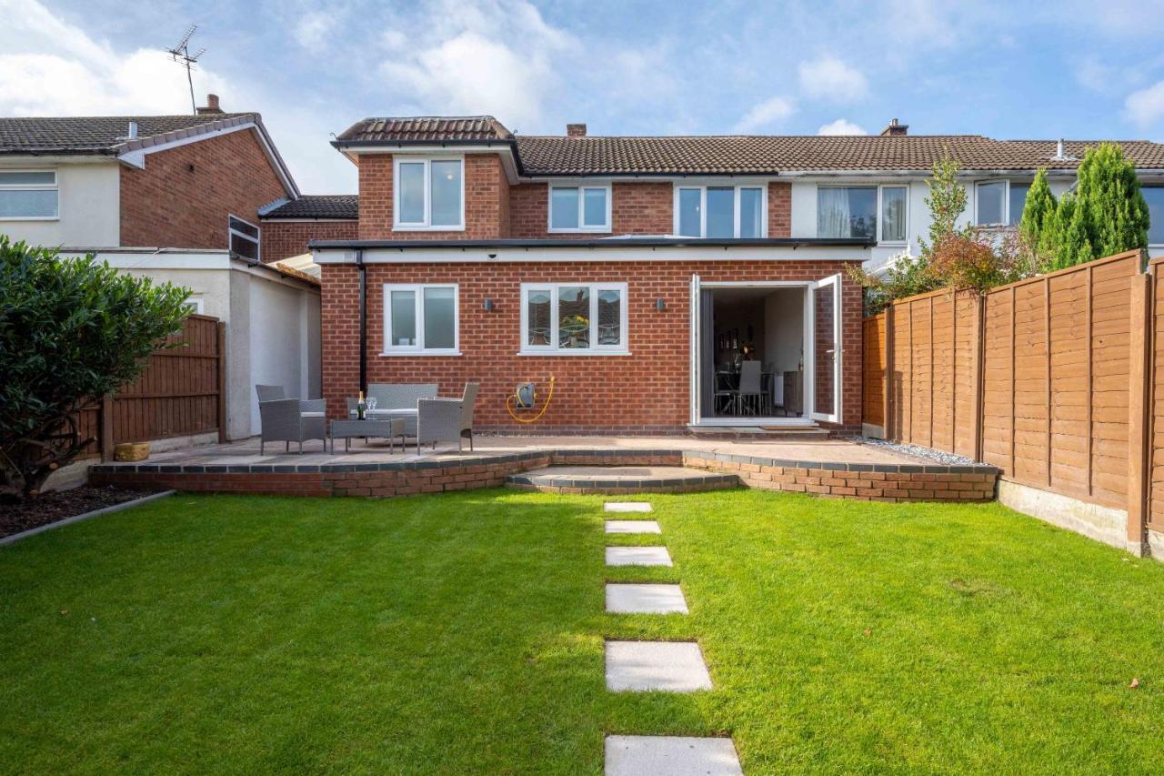 The Oaklands - Luxury Spacious 6-Bed, Near Solihull, Birmingham City, Jlr, Nec, Airport, Resorts World, Hs2 Екстер'єр фото